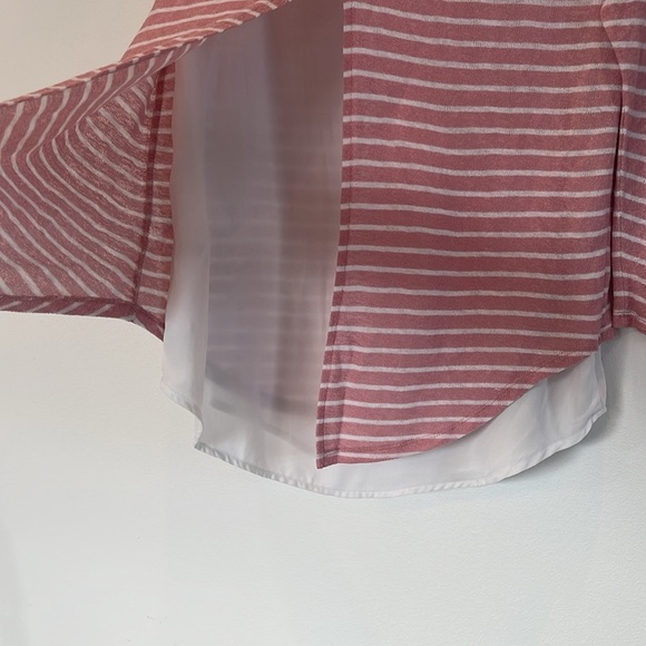 Soho New York & Company Jeans 3/4 Sleeve Blouse Split Back Pink White Stripe S - Picture 8 of 11